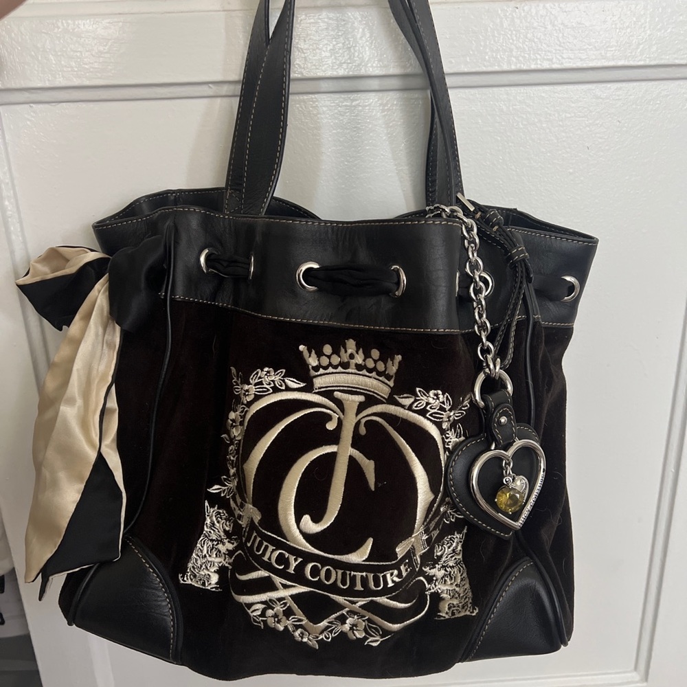 Juicy Couture Black Cream Silver Daydreamer Bow Tote Bag